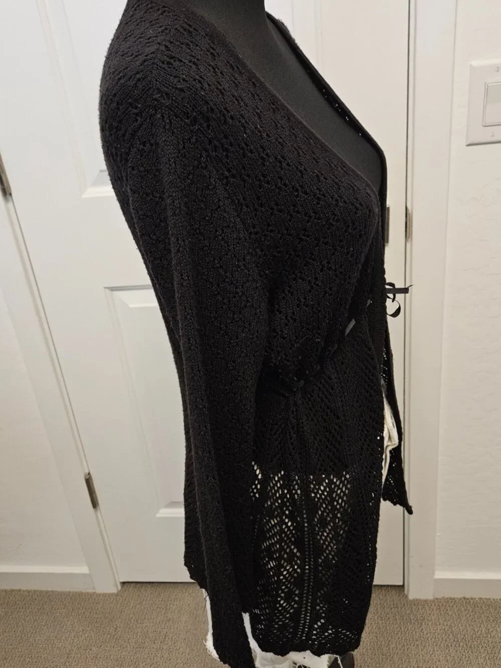 Say What? Black Women Open-knit crochet sweater scoop neck and tie waist size 3X